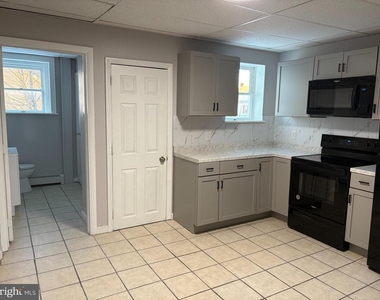 404 Mahoning Street - Photo Thumbnail 4