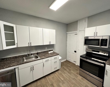 242 Grant Street - Photo Thumbnail 5