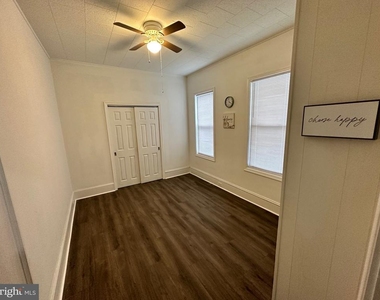 242 Grant Street - Photo Thumbnail 10