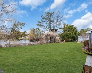 375 Kildare Drive - Photo Thumbnail 24