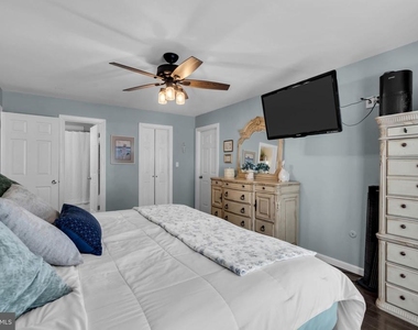 375 Kildare Drive - Photo Thumbnail 20