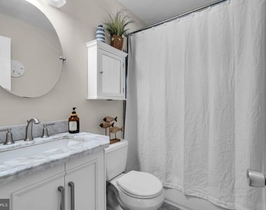 375 Kildare Drive - Photo Thumbnail 22