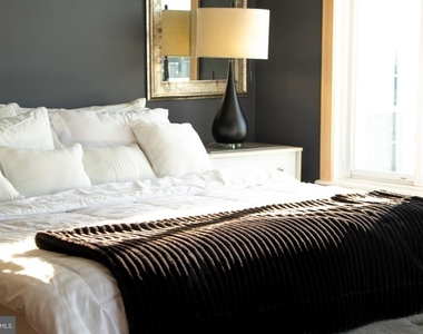 119 Saint Davids Place - Photo Thumbnail 6