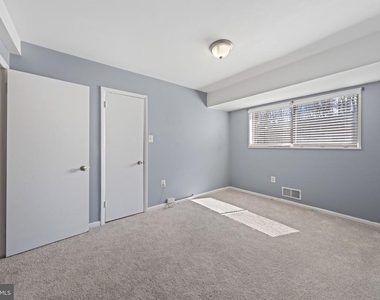 10620 Weymouth Street - Photo Thumbnail 11