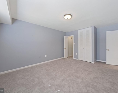 10620 Weymouth Street - Photo Thumbnail 15