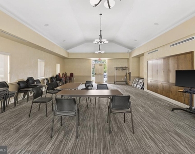 10620 Weymouth Street - Photo Thumbnail 29