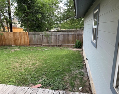 2743 Maple Tree Rd - Photo Thumbnail 9