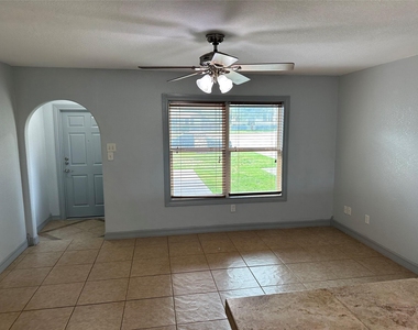 2743 Maple Tree Rd - Photo Thumbnail 2