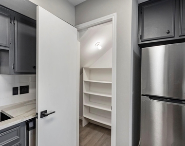 2226 Nantucket Dr - Photo Thumbnail 24
