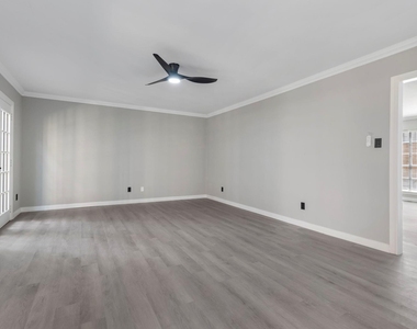 2226 Nantucket Dr - Photo Thumbnail 20