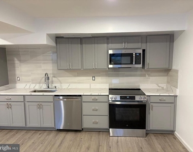 2016 Gatewood Place - Photo Thumbnail 5
