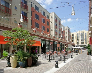 4535 Avondale Street - Photo Thumbnail 16