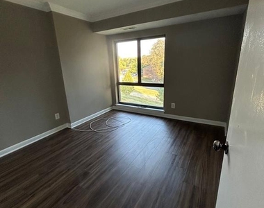 6085 Majors Lane - Photo Thumbnail 7