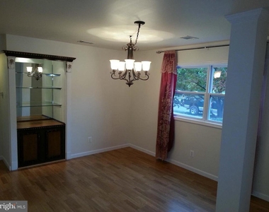 326 Garner Avenue - Photo Thumbnail 3
