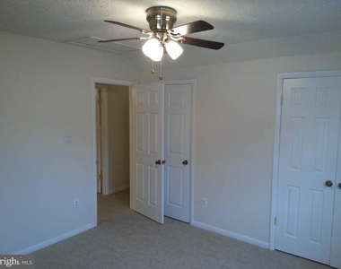 326 Garner Avenue - Photo Thumbnail 19