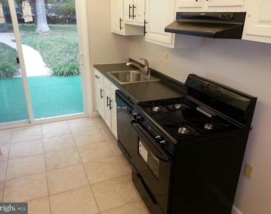 326 Garner Avenue - Photo Thumbnail 12
