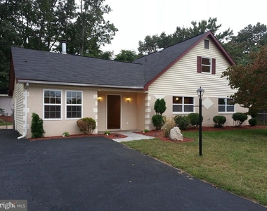 326 Garner Avenue - Photo Thumbnail 24