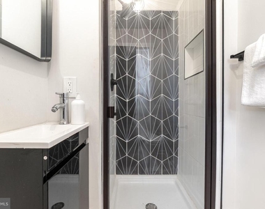 3822 6th Street - Photo Thumbnail 16