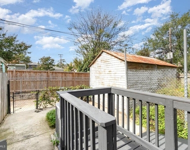 3822 6th Street - Photo Thumbnail 25