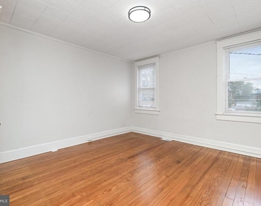 3822 6th Street - Photo Thumbnail 12