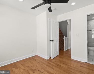 404 N Robinson Street - Photo Thumbnail 24