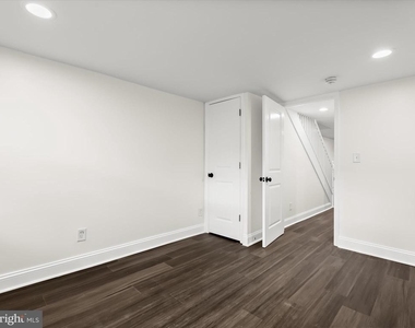 404 N Robinson Street - Photo Thumbnail 32