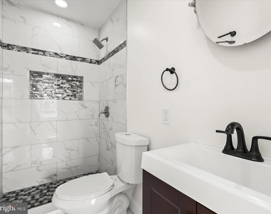 404 N Robinson Street - Photo Thumbnail 29