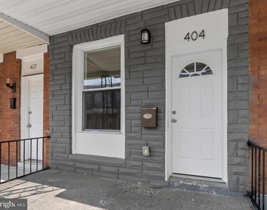 404 N Robinson Street - Photo Thumbnail 38