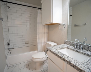 1215 Davis St - Photo Thumbnail 27