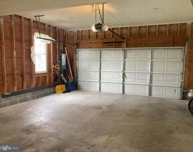 209 N First Street - Photo Thumbnail 13