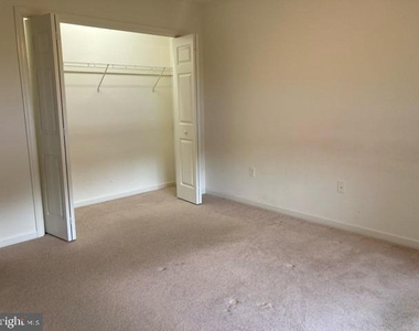 209 N First Street - Photo Thumbnail 10