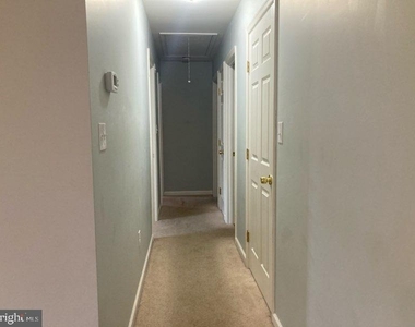 209 N First Street - Photo Thumbnail 5