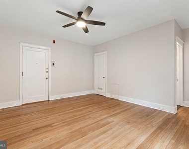 1305 N Broom Street - Photo Thumbnail 4