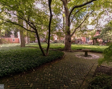 1305 N Broom Street - Photo Thumbnail 10