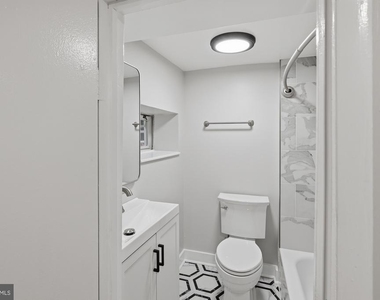 2388 Champlain Street Nw - Photo Thumbnail 10