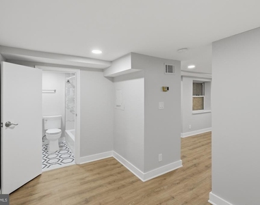 2388 Champlain Street Nw - Photo Thumbnail 11