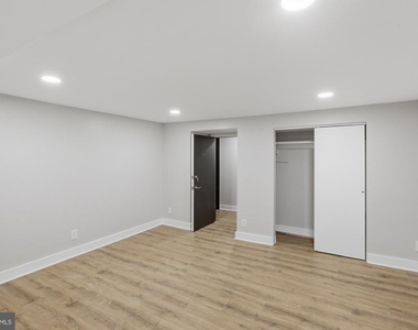 2388 Champlain Street Nw - Photo Thumbnail 7