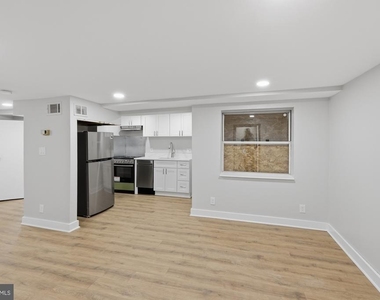 2388 Champlain Street Nw - Photo Thumbnail 3