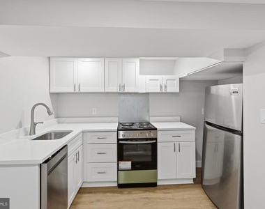 2388 Champlain Street Nw - Photo Thumbnail 7