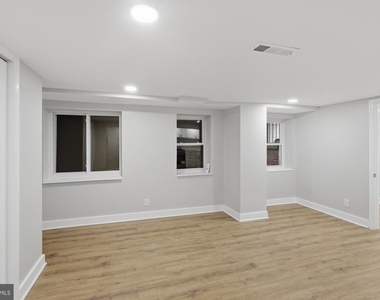 2388 Champlain Street Nw - Photo Thumbnail 10