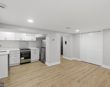 2388 Champlain Street Nw - Photo Thumbnail 6