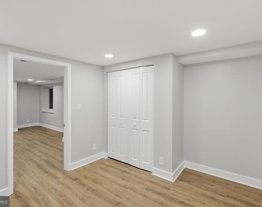 2388 Champlain Street Nw - Photo Thumbnail 14