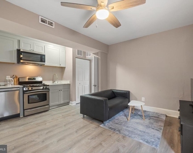 1526 V Street Se - Photo Thumbnail 3