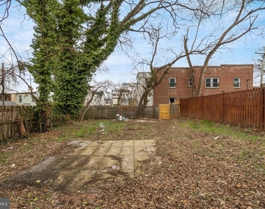 1526 V Street Se - Photo Thumbnail 21
