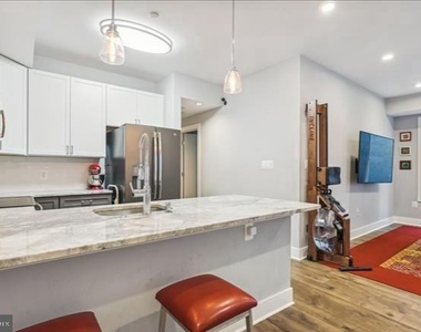 1340 Nicholson Street Nw - Photo Thumbnail 5