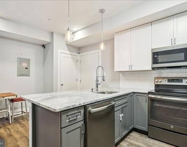 1340 Nicholson Street Nw - Photo Thumbnail 7