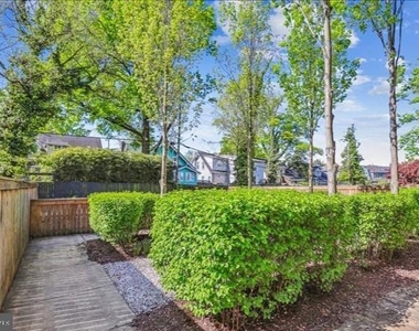 1340 Nicholson Street Nw - Photo Thumbnail 28