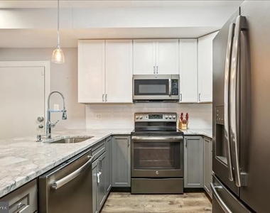 1340 Nicholson Street Nw - Photo Thumbnail 6