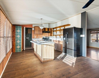 12309 Mustang Mesa Dr - Photo Thumbnail 2