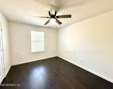 8704 Lake George Circle W - Photo Thumbnail 30